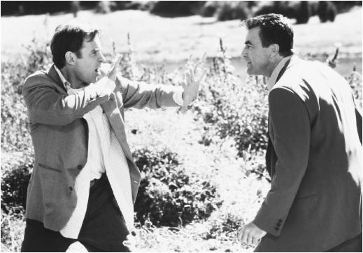 Kevin Kline (left) and Tom Selleck in In & Out
